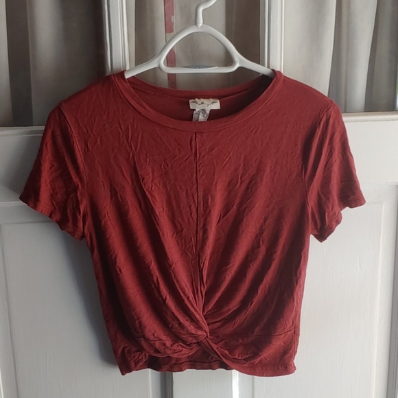 Gaze crop top